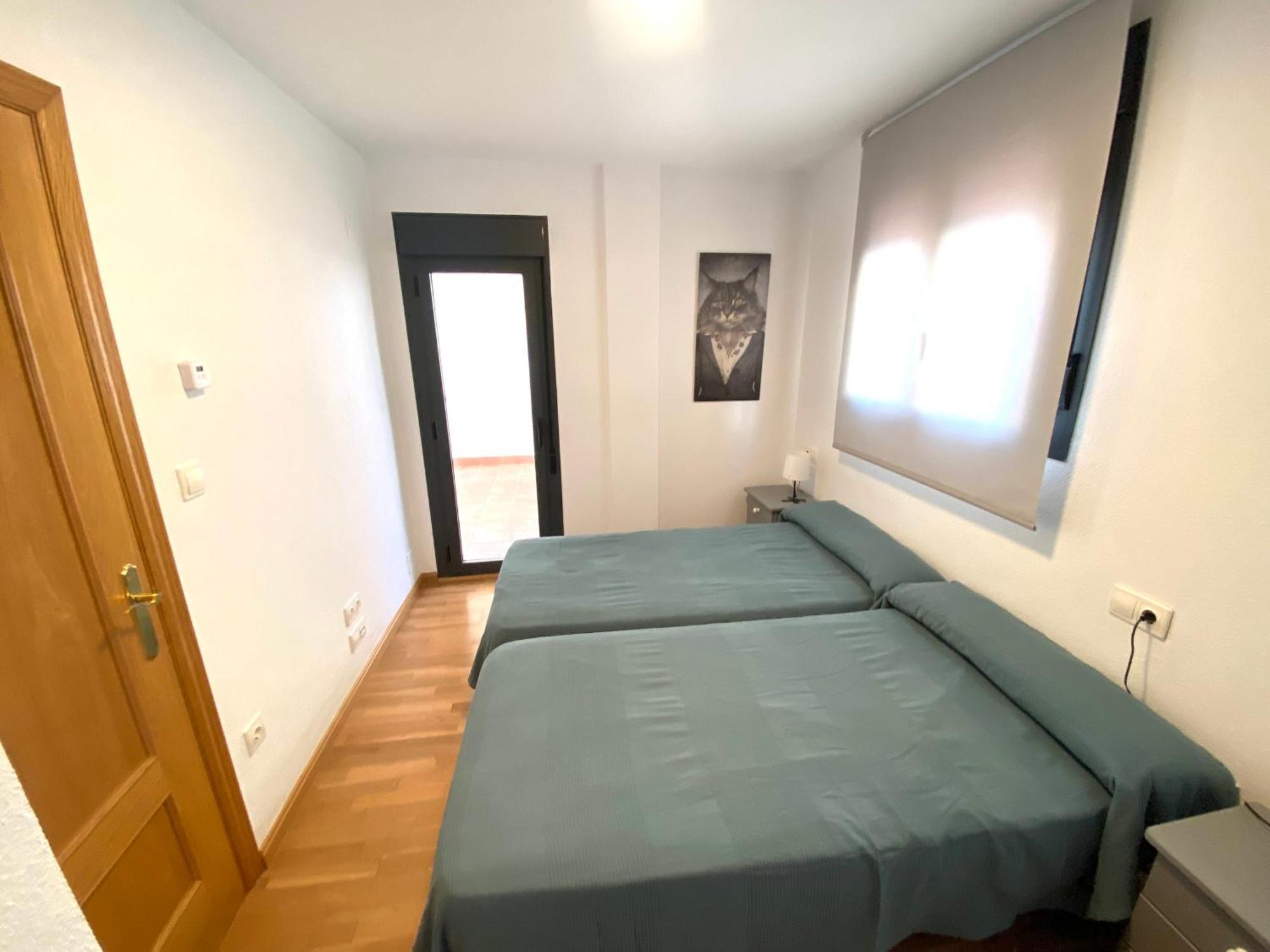 Apartamento Centrico Con Garaje Jaca Bagian luar foto