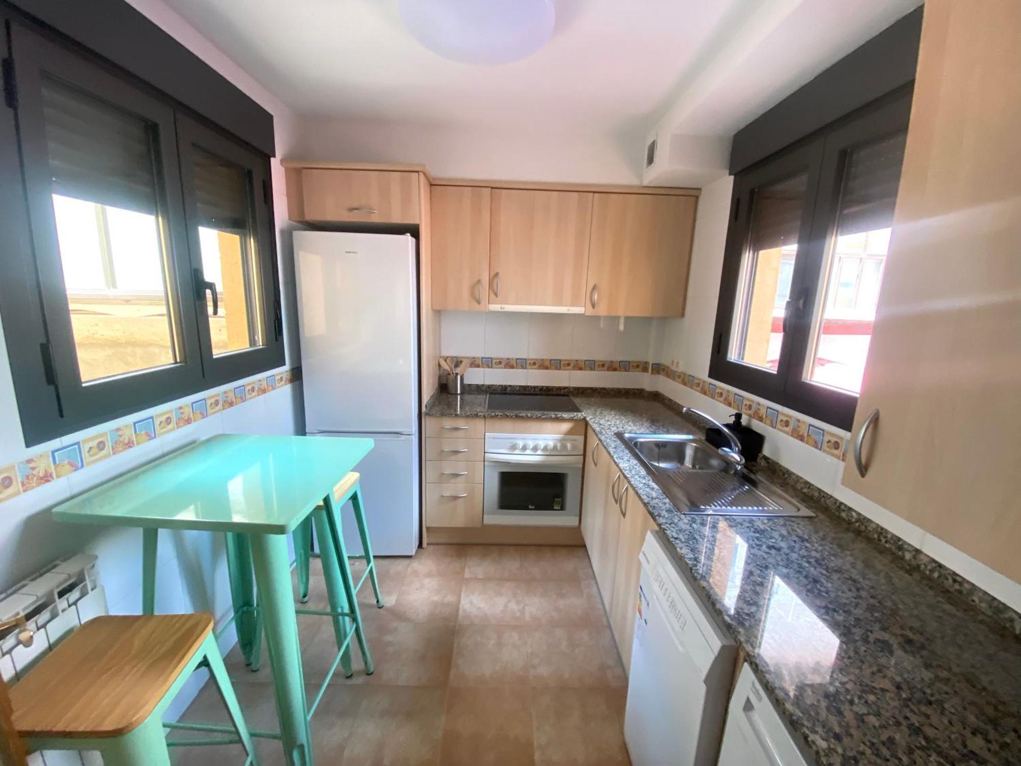 Apartamento Centrico Con Garaje Jaca Bagian luar foto